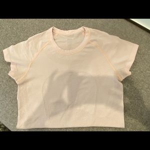 Swiftly Tech Short Sleeve Shirt